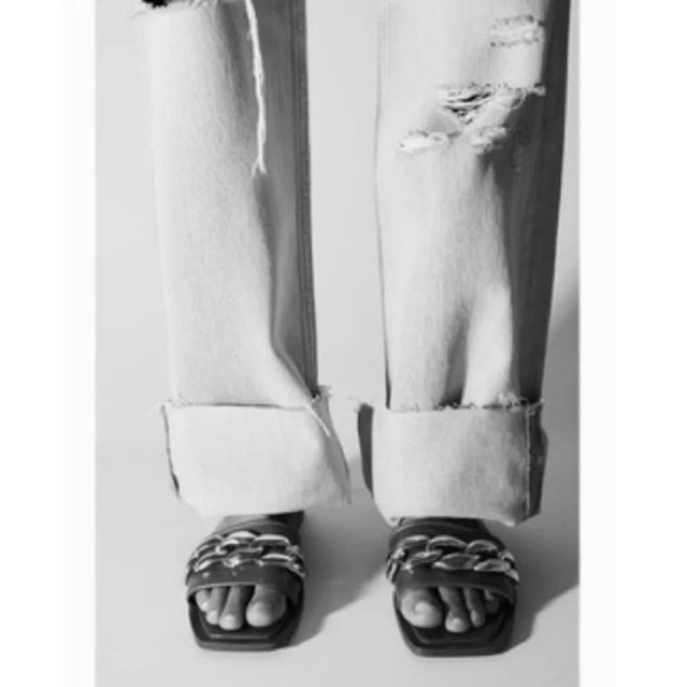 Zara Square Toe Vegan Leather Gold Chain Slides in Brown Size 7.5 or 38‎